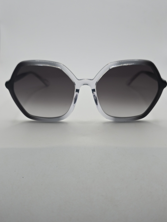 Krew Jackie Women\'s Oversized Hexagon Sunglasses - Black Gradient main image 4
